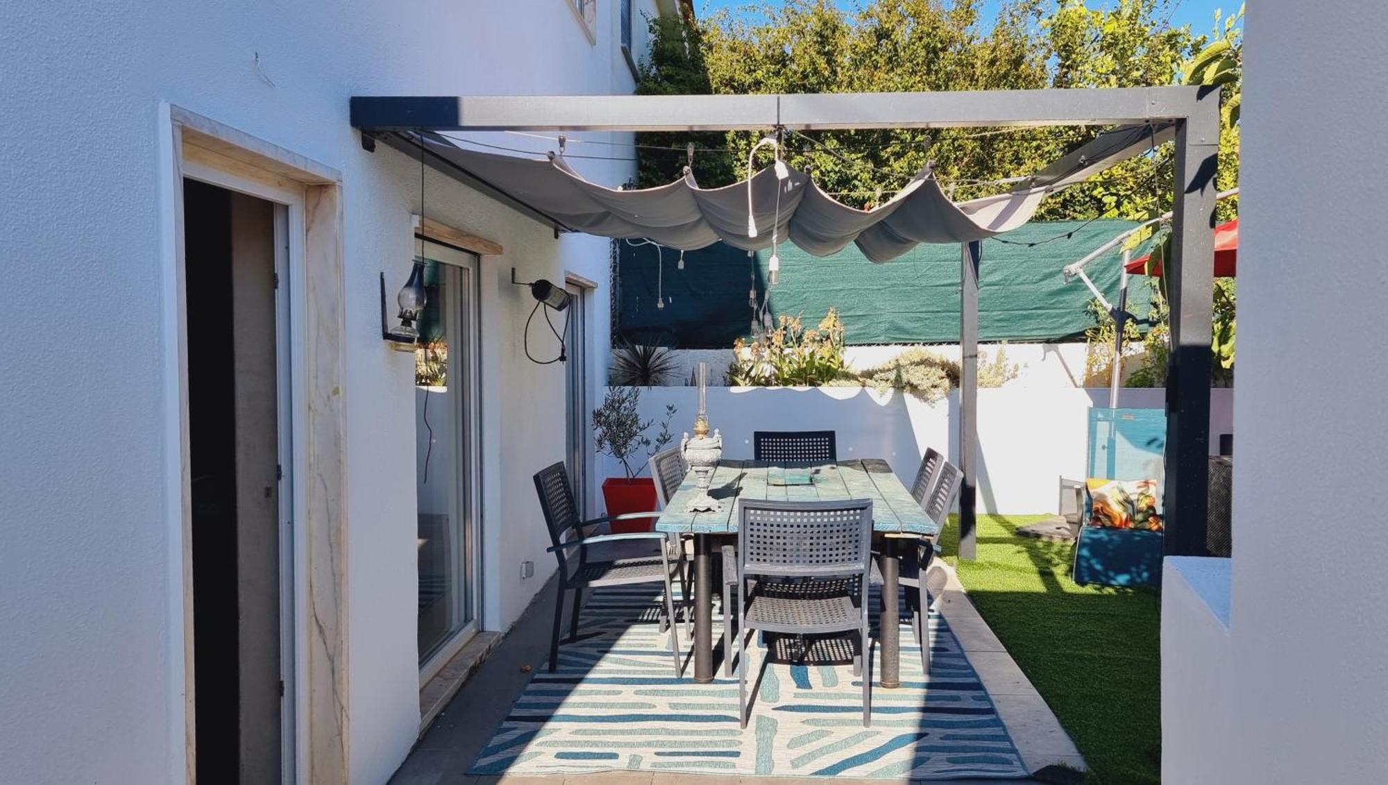 The Coolest Place Near The Airport! Lisboa Εξωτερικό φωτογραφία